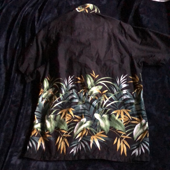 Hawaiian Tiki Shirt - Picture 9 of 9